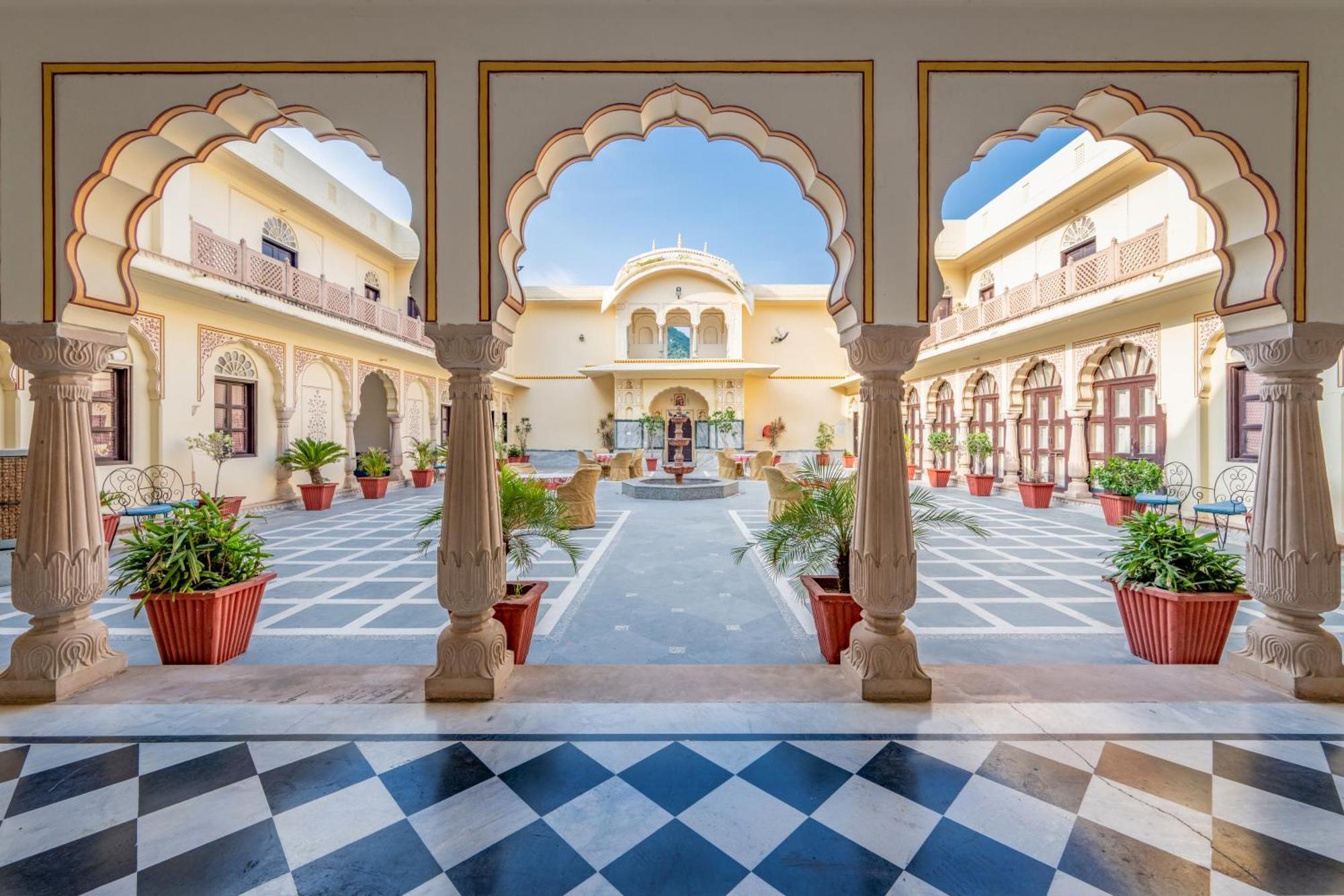 Dhulagarh Heritage Palace Hotel Near Jaipur Bānskhoh Extérieur photo