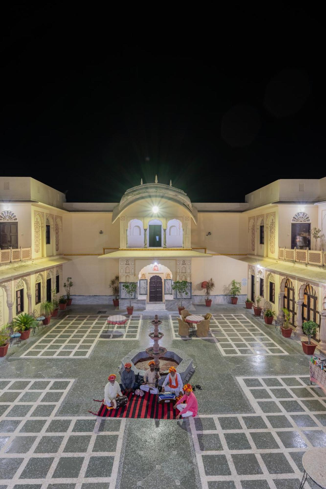 Dhulagarh Heritage Palace Hotel Near Jaipur Bānskhoh Extérieur photo
