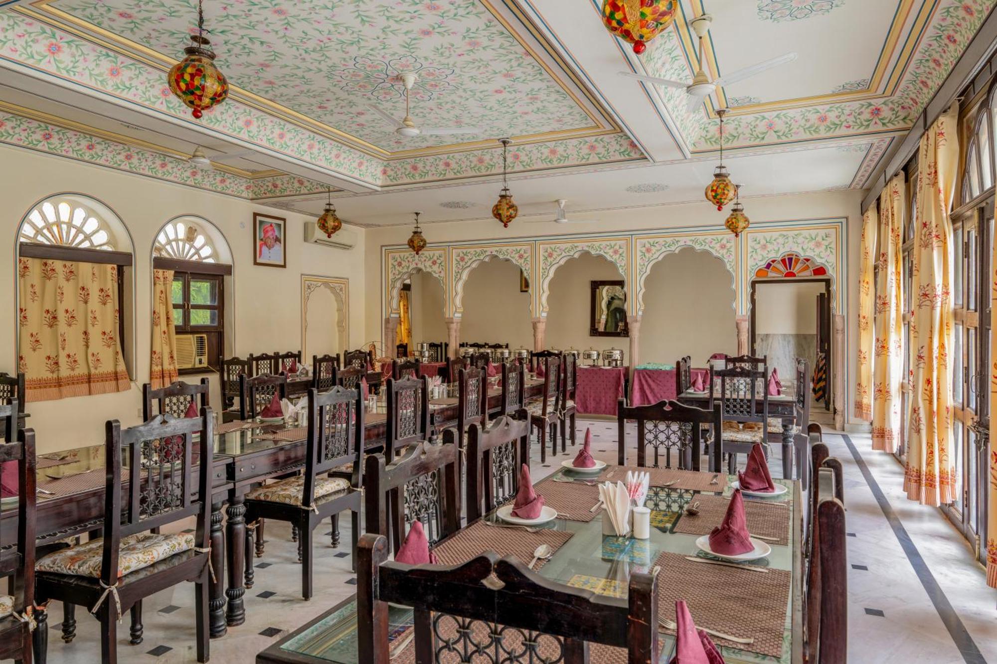 Dhulagarh Heritage Palace Hotel Near Jaipur Bānskhoh Extérieur photo