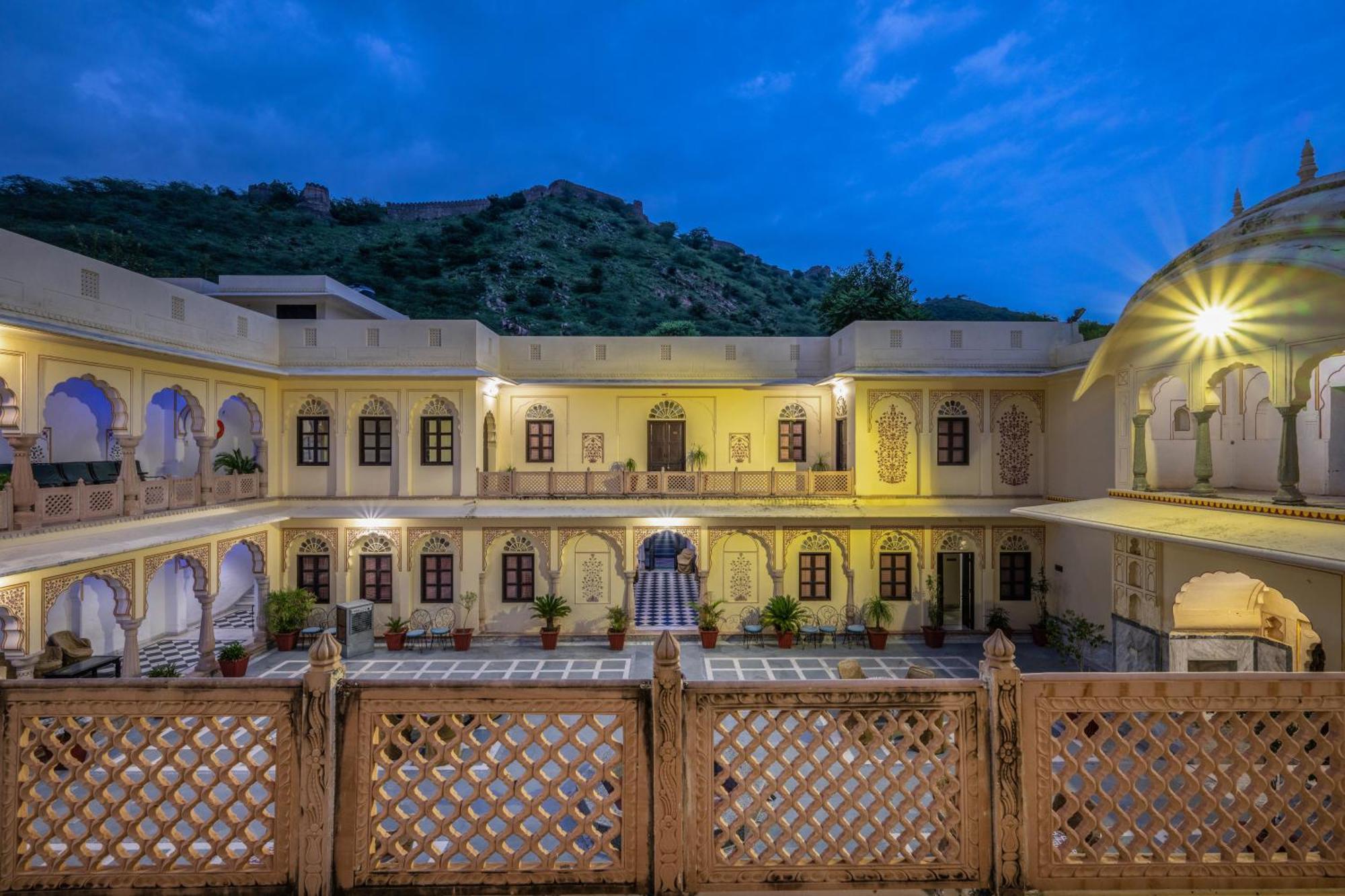 Dhulagarh Heritage Palace Hotel Near Jaipur Bānskhoh Extérieur photo