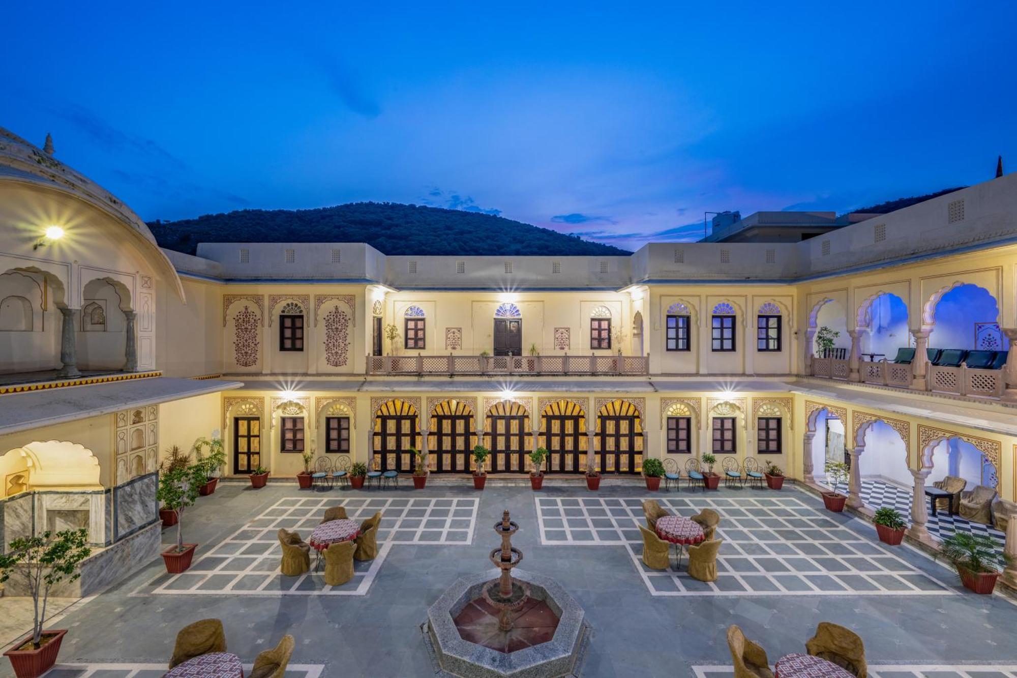 Dhulagarh Heritage Palace Hotel Near Jaipur Bānskhoh Extérieur photo