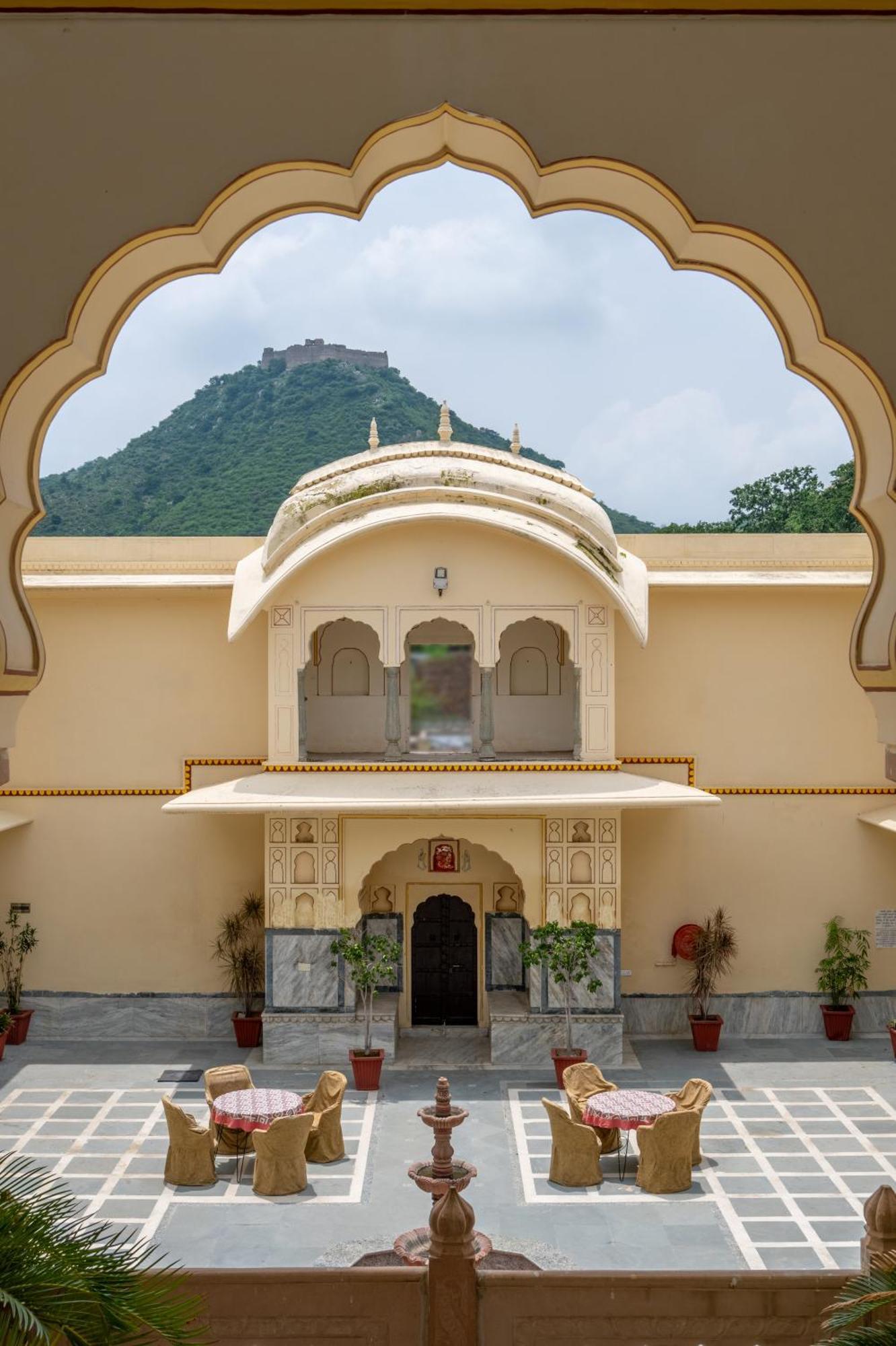 Dhulagarh Heritage Palace Hotel Near Jaipur Bānskhoh Extérieur photo