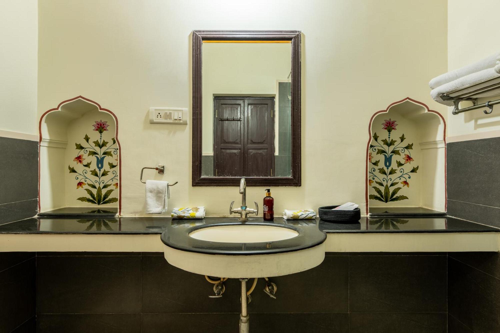 Dhulagarh Heritage Palace Hotel Near Jaipur Bānskhoh Extérieur photo